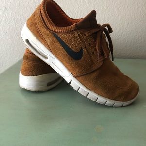 Janoski Max